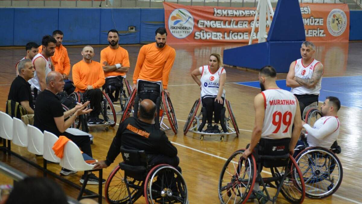 Hatay’ın Tekerlekli Sandalye Basketbol Süper Ligindeki temsilcisi İskenderun Belediye Spor