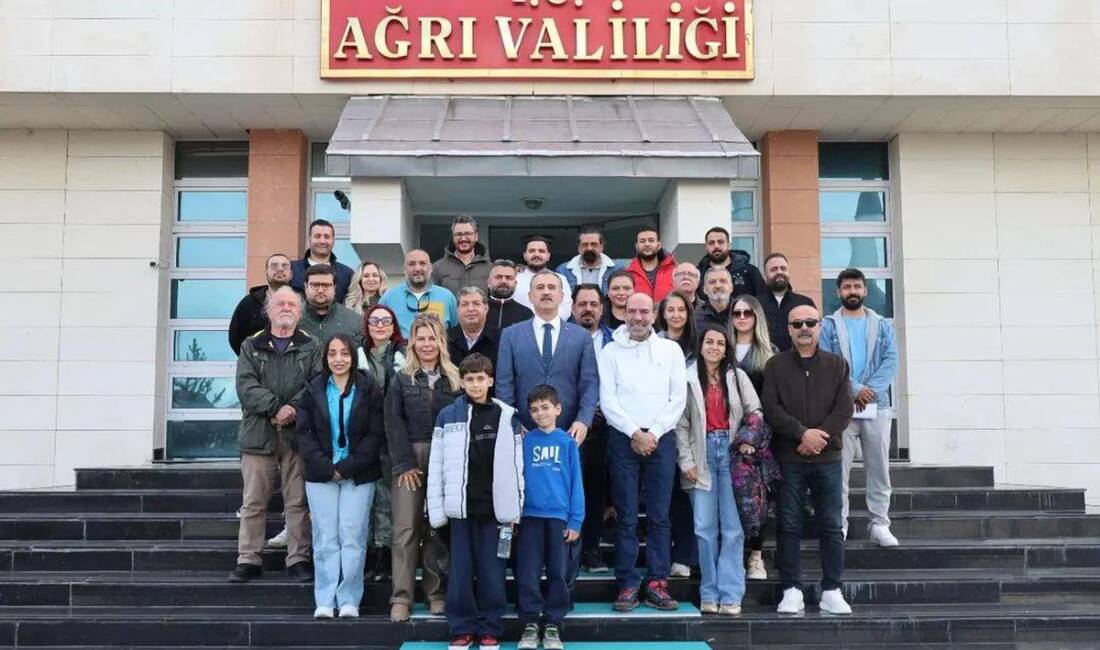 Hatay Medeniyetler Korosu, Kars ve Iğdır’daki konser programlarının ardından Ağrı’da