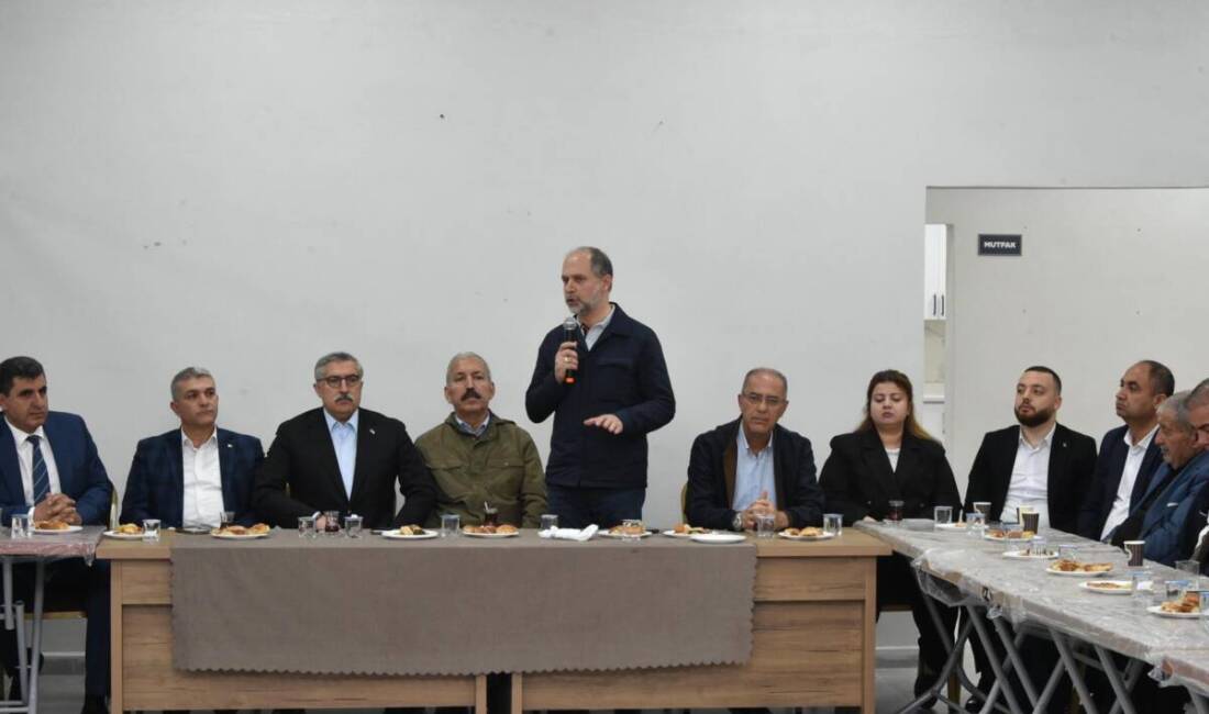 Hüseyin Yayman, AK Parti Hatay İl Başkanı Mustafa Erdoğan, milletvekilleri