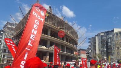 Hatay’da 1 Mayıs İşçi ve Emekçi Bayramı dolayısıyla düzenlenen yürüyüş