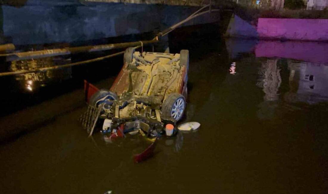 Hatay’ın İskenderun ilçesinde kontrolden çıkan otomobilin su kanalına uçması sonucu