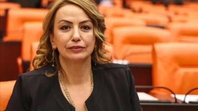 CHP Hatay Milletvekili Nermin Yıldırım Kara, CHP Genel Merkezi’ne kolluk