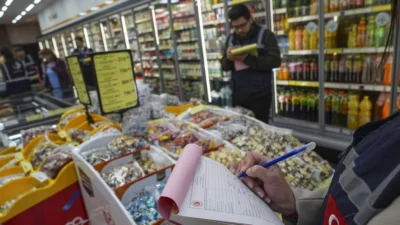 Ticaret Bakanlığı, yaklaşan Kurban Bayramı öncesinde piyasa denetimlerinin artırıldığını açıkladı.