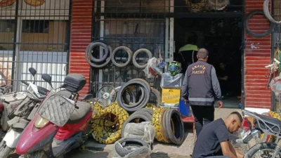 Hatay genelinde motosiklet tamircileri ile yedek parça satışı yapan iş