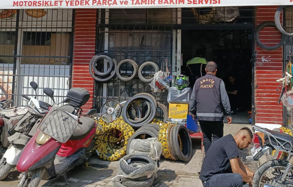 Hatay genelinde motosiklet tamircileri ile yedek parça satışı yapan iş