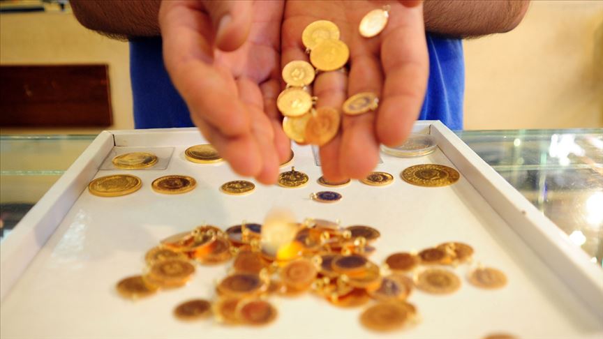 Küresel piyasalarda faiz kararları ve jeopolitik risklerin etkisi sürerken, altın
