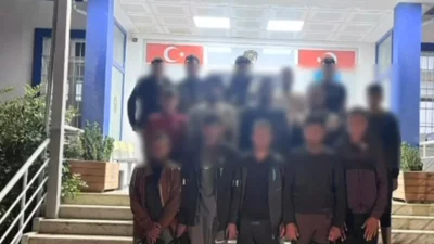 Hatay'da göçmen kaçakçılığına yönelik sürdürülen denetimlerde 24 düzensiz göçmen yakalanırken,