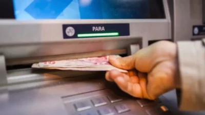 Resmi Gazete’de yayımlanan yeni düzenlemeyle bankacılık işlemlerinde kimlik ve adres