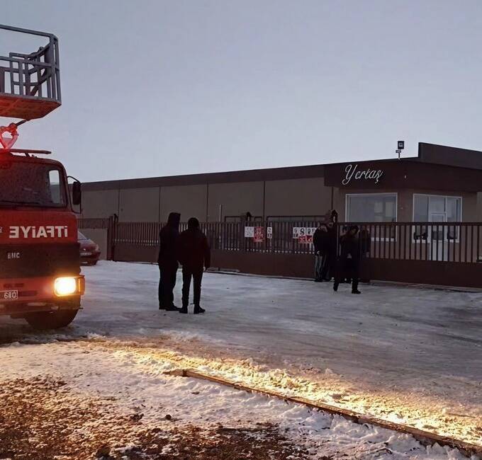 Niğde’nin Bor ilçesinde bulunan bir havai fişek fabrikasında patlama meydana