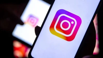 12 Haziran Cuma günü çok sayıda kullanıcı, Instagram ve Facebook'a