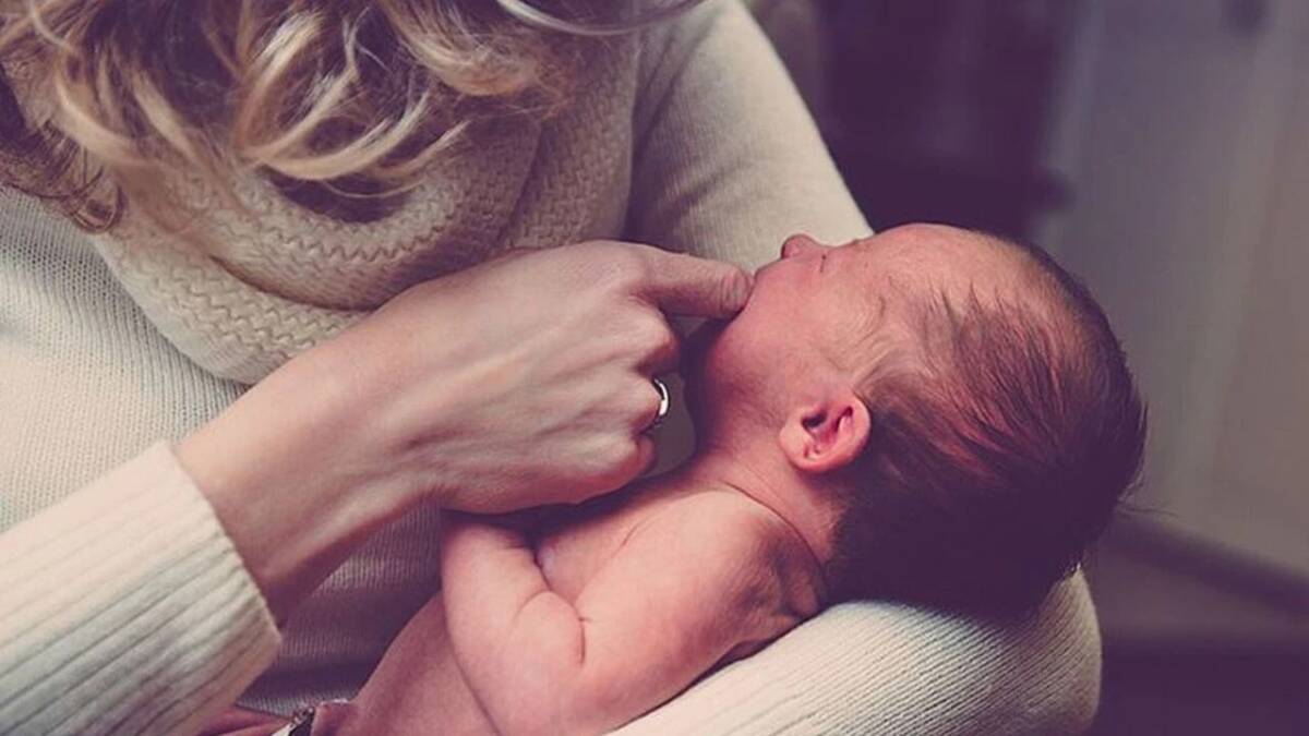 Doğum borçlanmasında yapılan yeni düzenleme ile annelere erken emeklilikte önemli