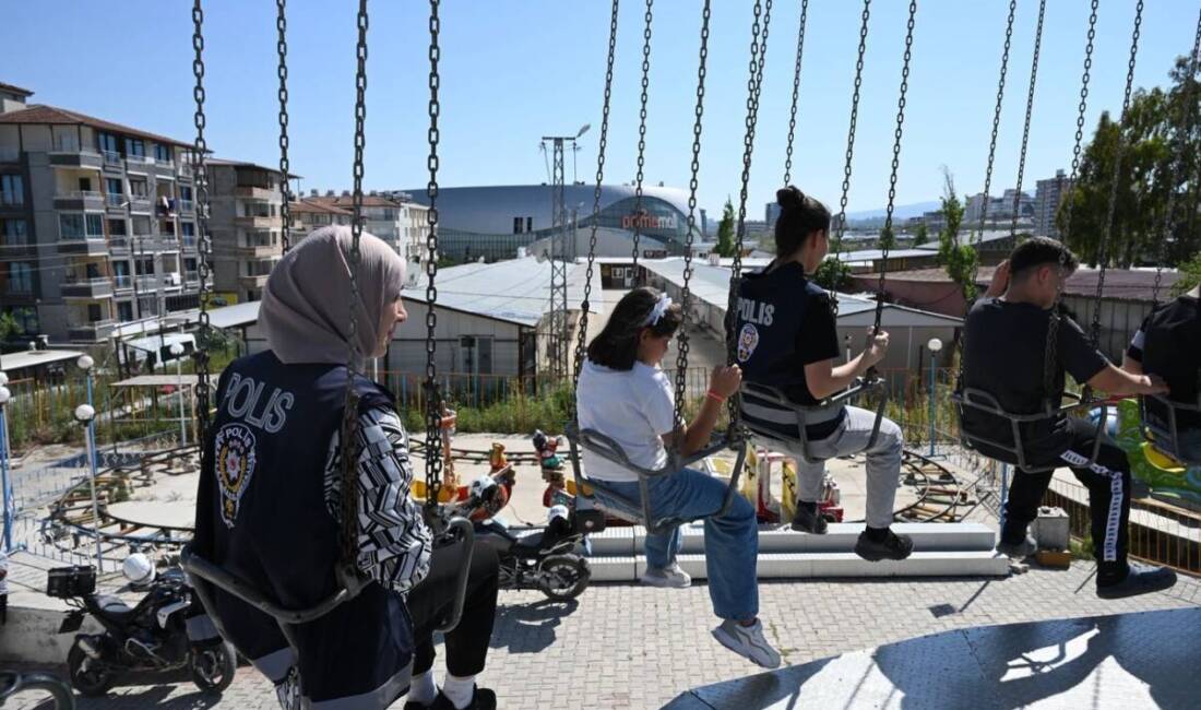 Hatay Valisi Mustafa Masatlı himayelerinde gerçekleştirilen etkinlikte, Sevgi Evleri’nde kalan