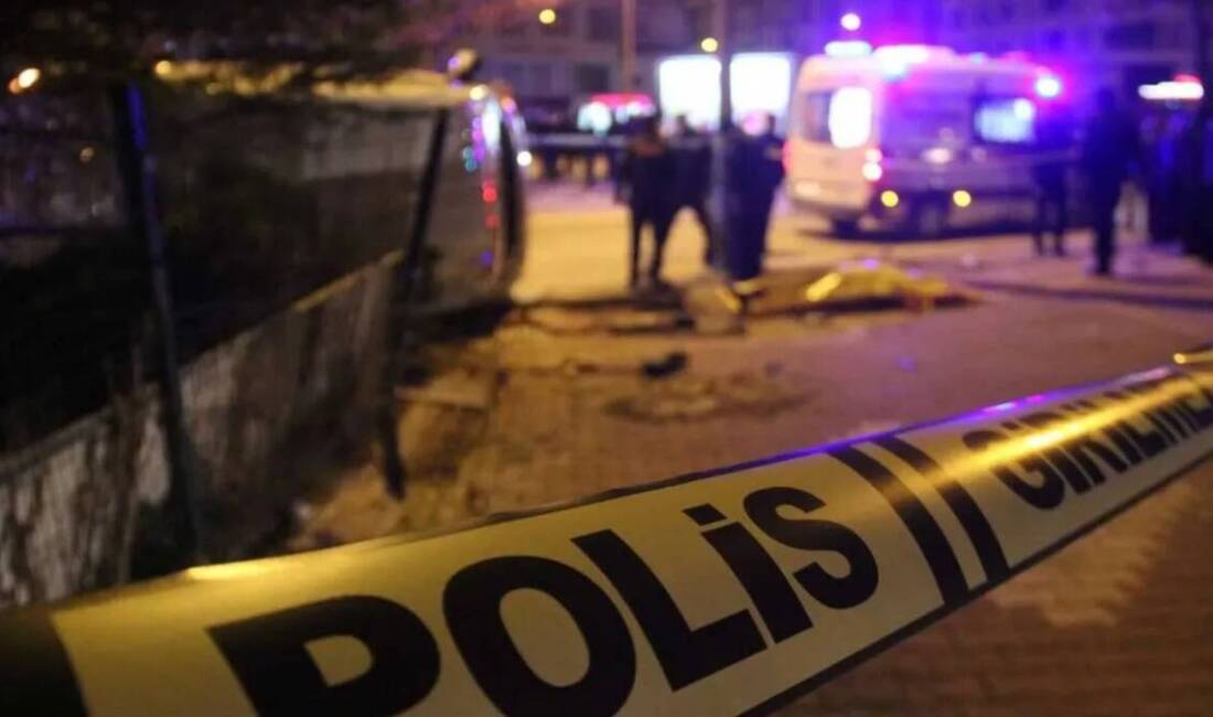 Hatay'ın Arsuz ilçesinde akrabalar arasında çıkan silahlı kavga can aldı.