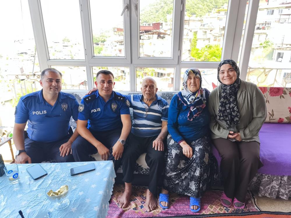 Hatay Emniyet Müdürlüğü, Babalar Günü dolayısıyla şehit ve gazi ailelerini