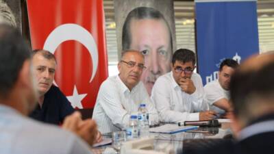 Antakya Belediye Başkanı İbrahim Naci Yapar ve AK Parti Antakya