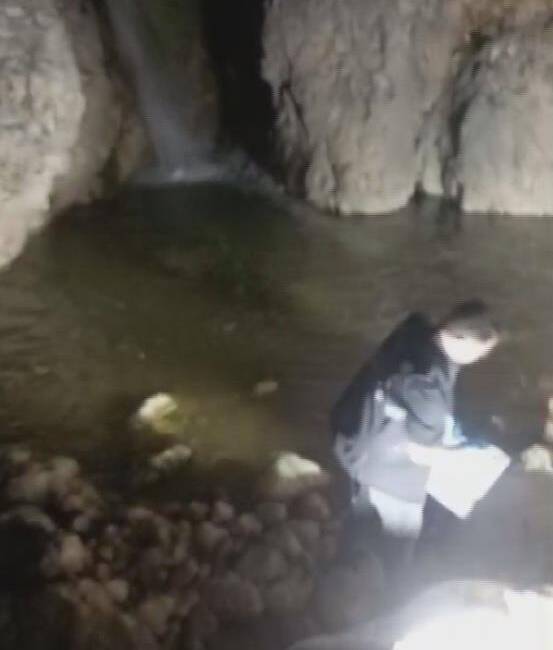 Hatay'ın Antakya ilçesinde serinlemek için girdiği derede boğulma tehlikesi geçiren