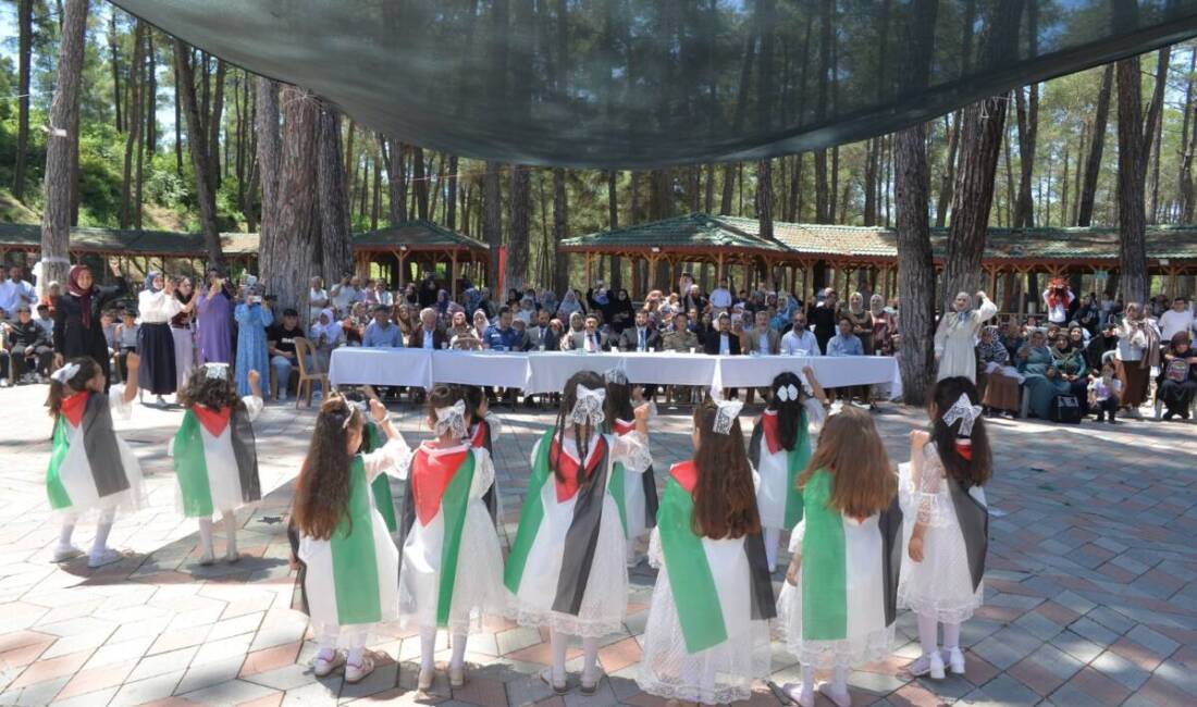 Yayladağı’nda 4-6 yaş Kur’an kursu öğrencileri için düzenlenen yıl sonu