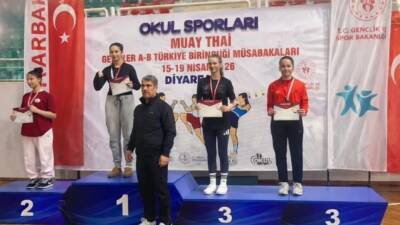 Dörtyol Süleyman Demirel Anadolu Lisesi öğrencisi Ece Utanır, Muay Thai
