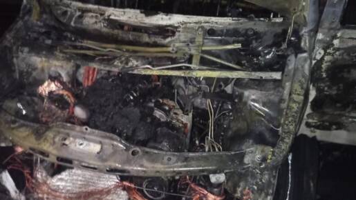 Hatay’da biri seyir halindeyken, diğeri park halinde bulunan iki araçta