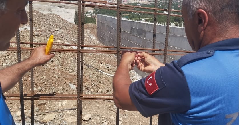 Kırıkhan’da kaçak inşaata geçit yok