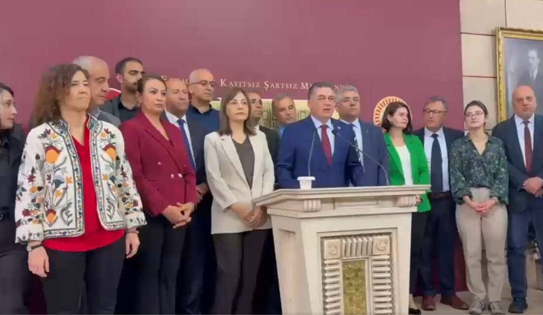 TBMM’de yapılan ortak açıklamada, Suriye’de yaşandığı belirtilen insan hakları ihlallerine
