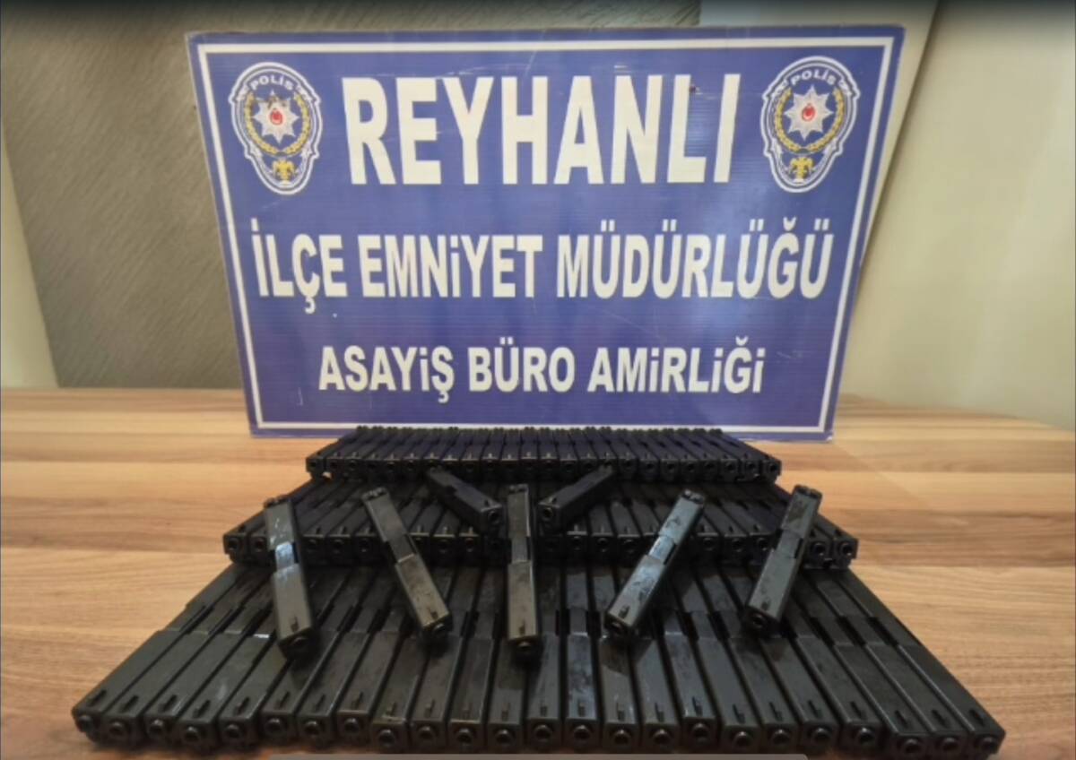 Hatay’ın Reyhanlı ilçesinde polis ekiplerinin yaptığı denetimde, bir araçta özel