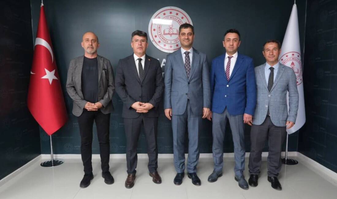 PIKTES heyeti Hatay’da İl Milli Eğitim Müdürlüğü’nü ziyaret ederek Suriyeli