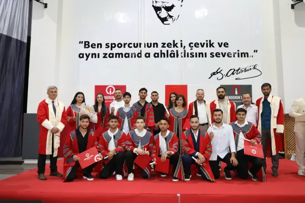 İskenderun Teknik Üniversitesi (İSTE) İskenderun Meslek Yüksekokulu’nda mezuniyet heyecanı yaşandı.