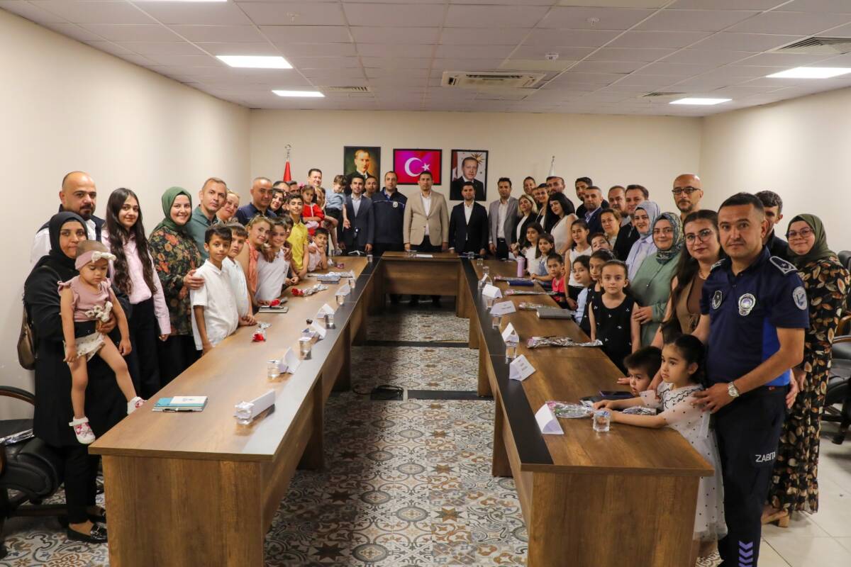 Hatay Büyükşehir Belediyesi (HBB), Babalar Günü dolayısıyla kurum bünyesinde görev