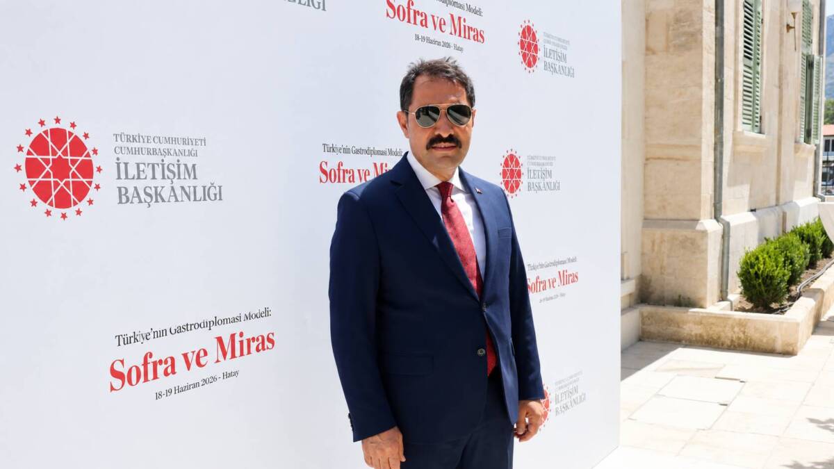 Hatay Valisi Mustafa Masatlı, Antakyagazetesi.com Sorumlu Yazı İşleri Müdürü Duygu
