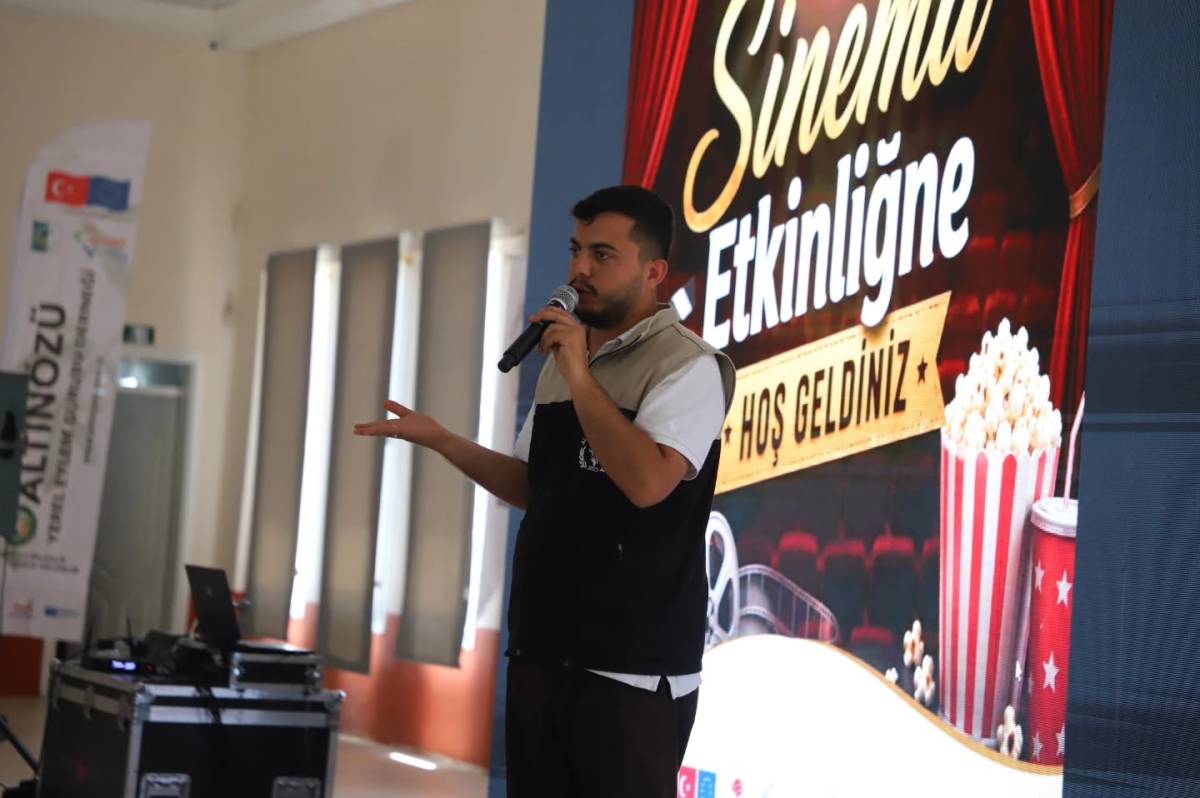 Hatay’ın Altınözü ilçesinde, Altınözü Belediyesi Gençlik Meclisi tarafından Hacıpaşa Mahallesi’nde