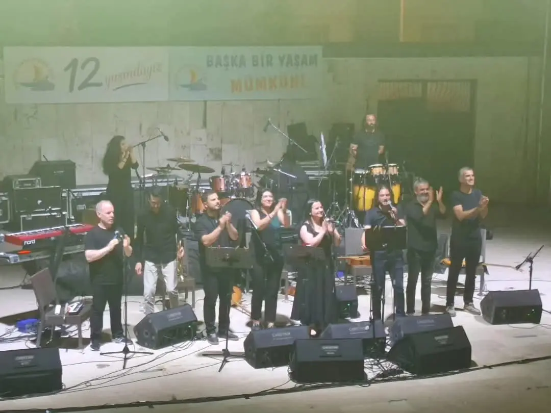 Sümerler Amfi Tiyatro yeniden şarkılarla doldu: Bulutsuzluk 