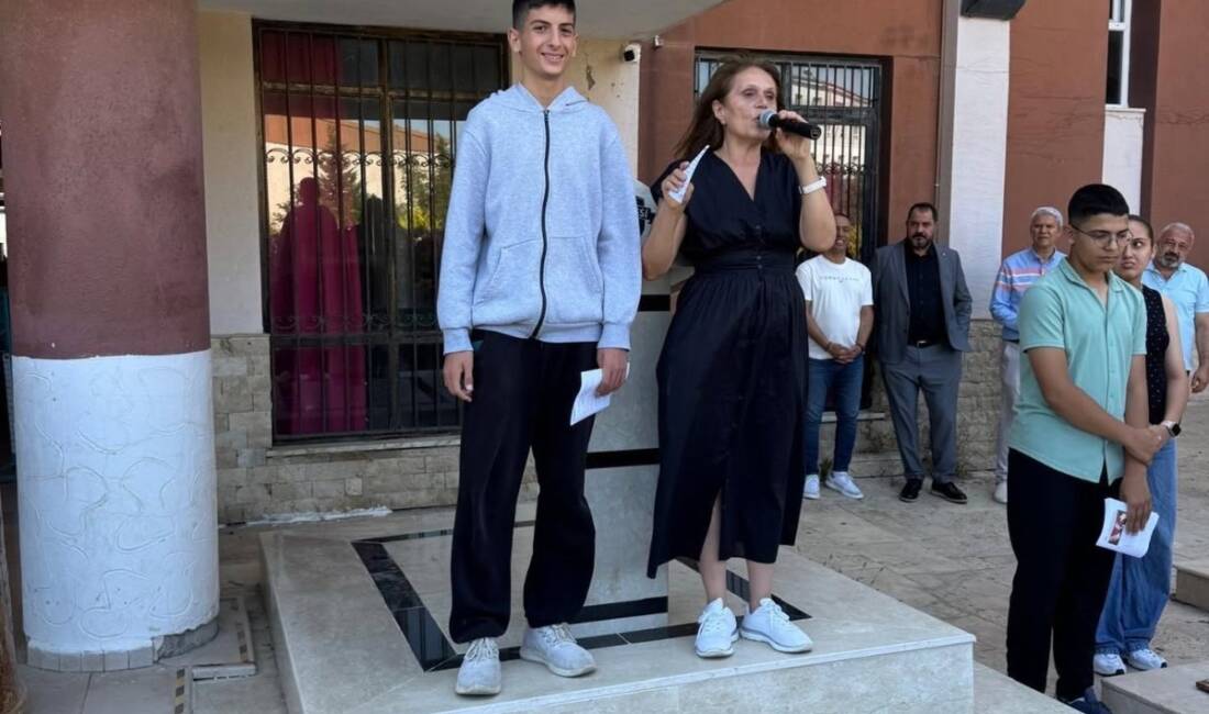 Hatay Fen Lisesi öğrencisi Ali Topal, uluslararası başarısıyla gururlandırdı. Hatay