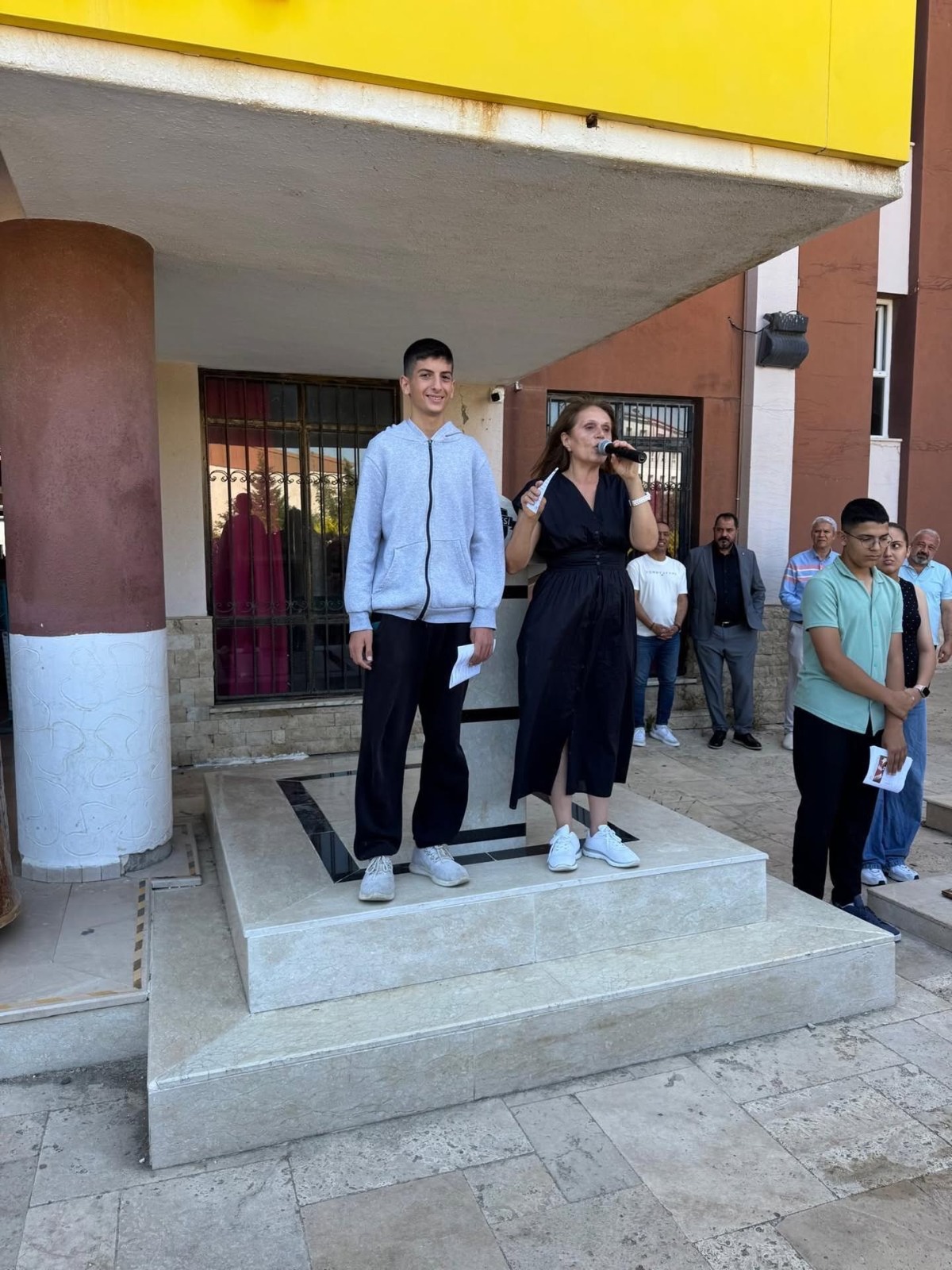 Hatay Fen Lisesi öğrencisi Ali Topal, uluslararası başarısıyla gururlandırdı. Hatay