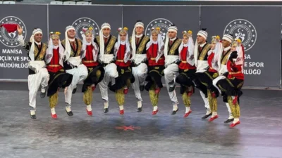 Manisa’da düzenlenen Geleneksel Düzenlemesiz Karma Gençler Türkiye Şampiyonası’nda Hatay’ı temsil