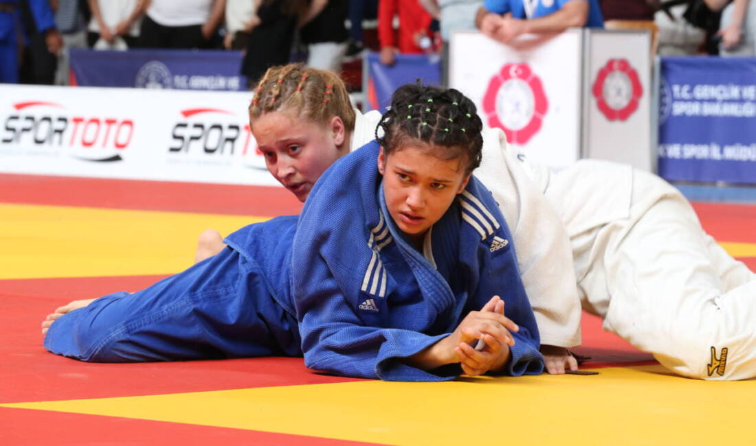  Hatay'da düzenlenen Yeşilay Yıldızlar Türkiye Judo Şampiyonası, final müsabakalarıyla tamamlandı.
