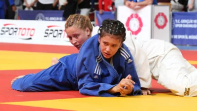  Hatay'da düzenlenen Yeşilay Yıldızlar Türkiye Judo Şampiyonası, final müsabakalarıyla tamamlandı.