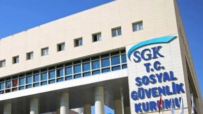 Resmî Gazete'de yayımlanan yeni SUT düzenlemesiyle ilaç fiyatları, SMA tedavi
