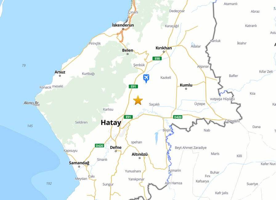 Antakya Hasanlı Mahallesi merkezli 2.5 büyüklüğündeki deprem kısa süreli paniğe