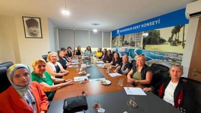 İskenderun Kent Konseyi Kadın Meclisi Divan Toplantısı gerçekleştirildi. Yapılan seçim