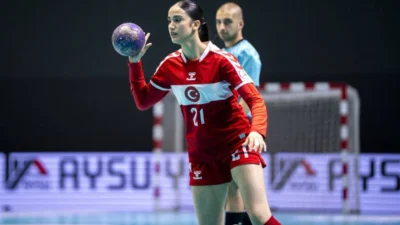 İskenderun Belediye 1939 oyuncusu Şengül Ada Kurt, Kadın U16 Hentbol