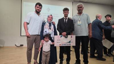 Hassa Çardak Anadolu Lisesi öğrencisi Ömer Abdulkadir, gösterdiği üstün performansla