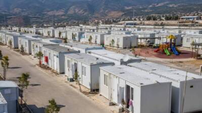 Hatay’da ay sonuna kadar boşaltılması planlanan 12 konteyner kentle ilgili