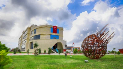 İskenderun Teknik Üniversitesi, TEKNOFEST 2026 kapsamında düzenlenen İnsansız Deniz Aracı