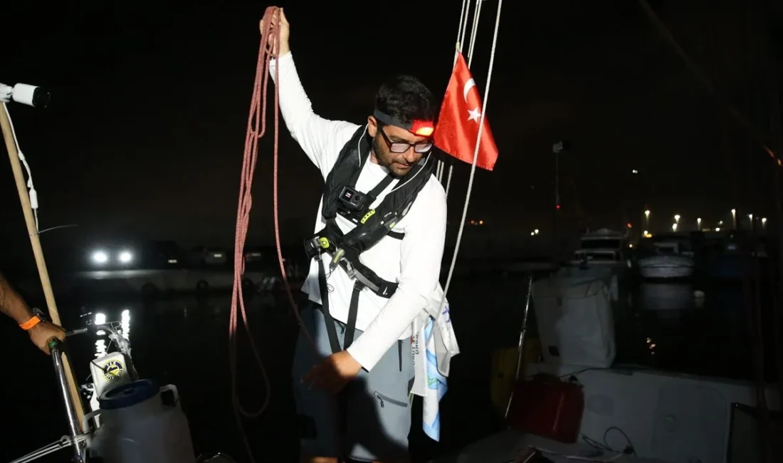 Milli yelkenci Doğukan Kandemir, Hopa’dan başladığı solo yelken yolculuğunu 11