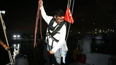 Milli yelkenci Doğukan Kandemir, Hopa’dan başladığı solo yelken yolculuğunu 11