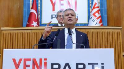 CHP'de kurultay sürecinin ardından yaşanan siyasi hareketlilik yeni bir boyut
