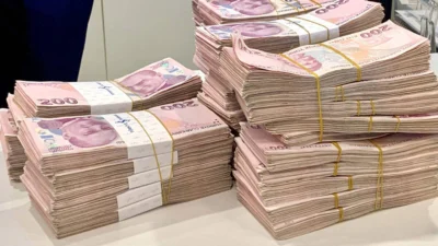 Hazine ve Maliye Bakanlığı, gerçekleştirdiği iki ayrı devlet tahvili ihalesiyle