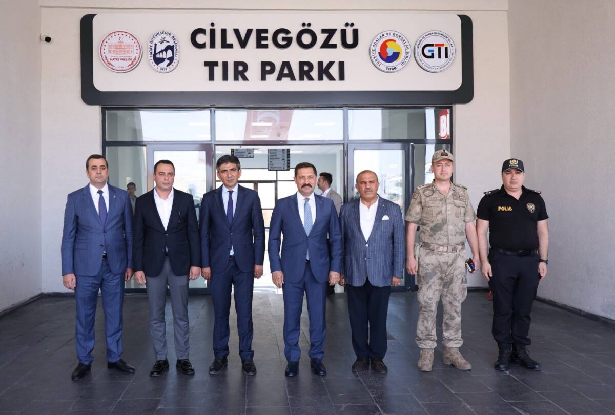 Hatay Valisi Mustafa Masatlı, Reyhanlı ilçesinde gerçekleştirdiği kapsamlı ziyaret programında