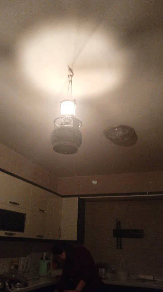 Hatay’da deprem bölgelerinde sık sık yaşanan elektrik kesintileri ve ani